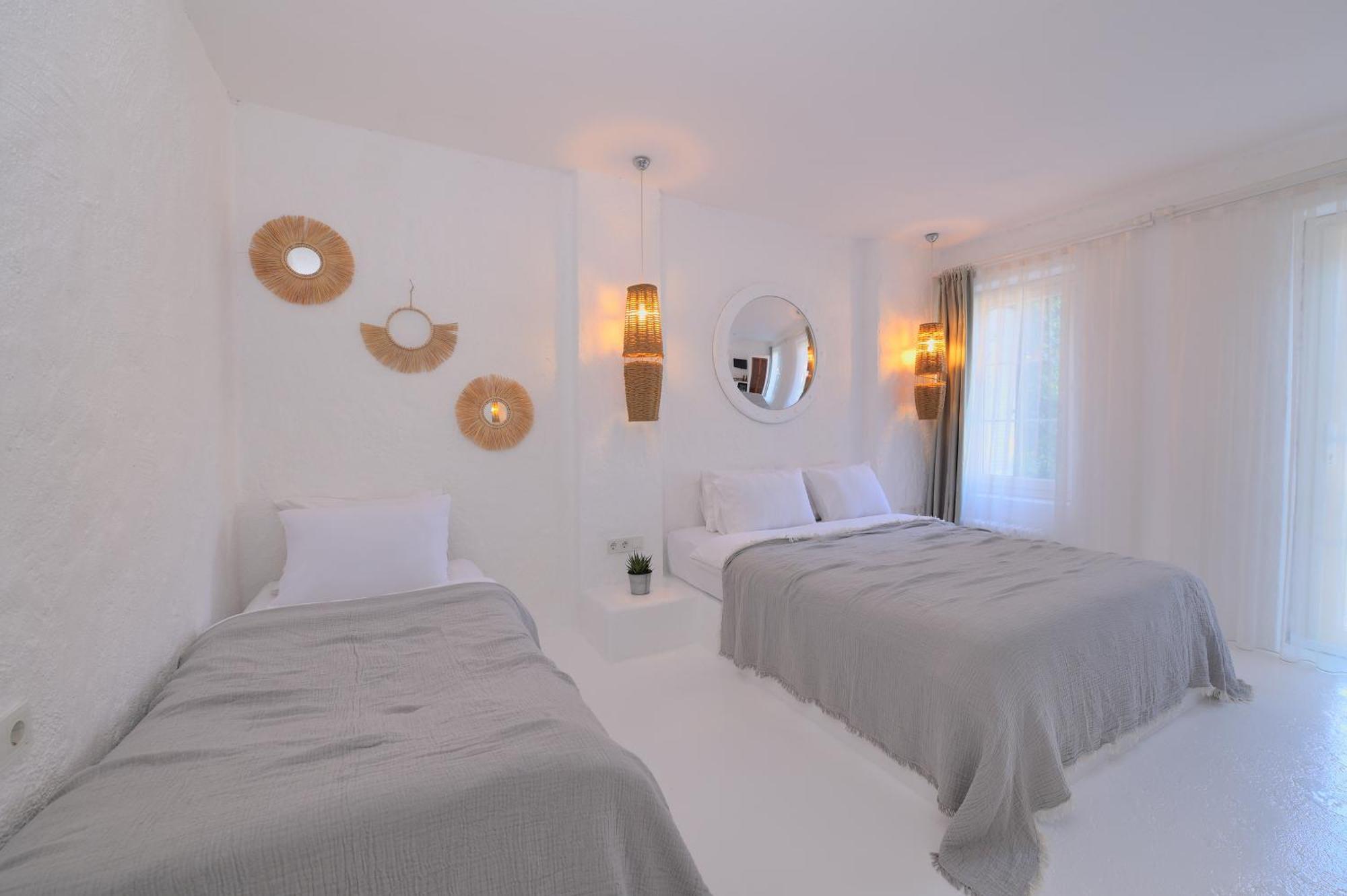 Peremere Alacati Otel Esterno foto