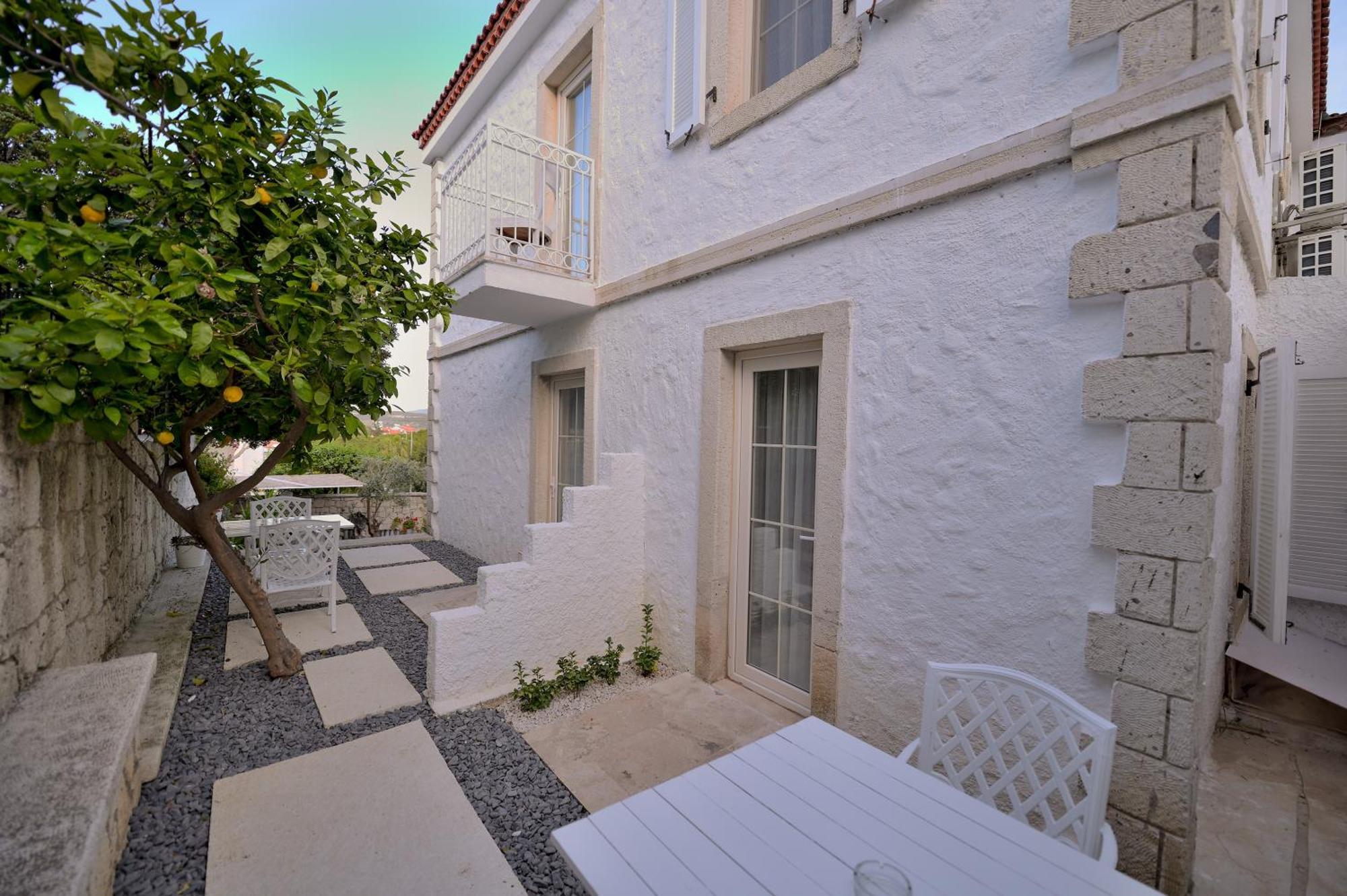 Peremere Alacati Otel Esterno foto