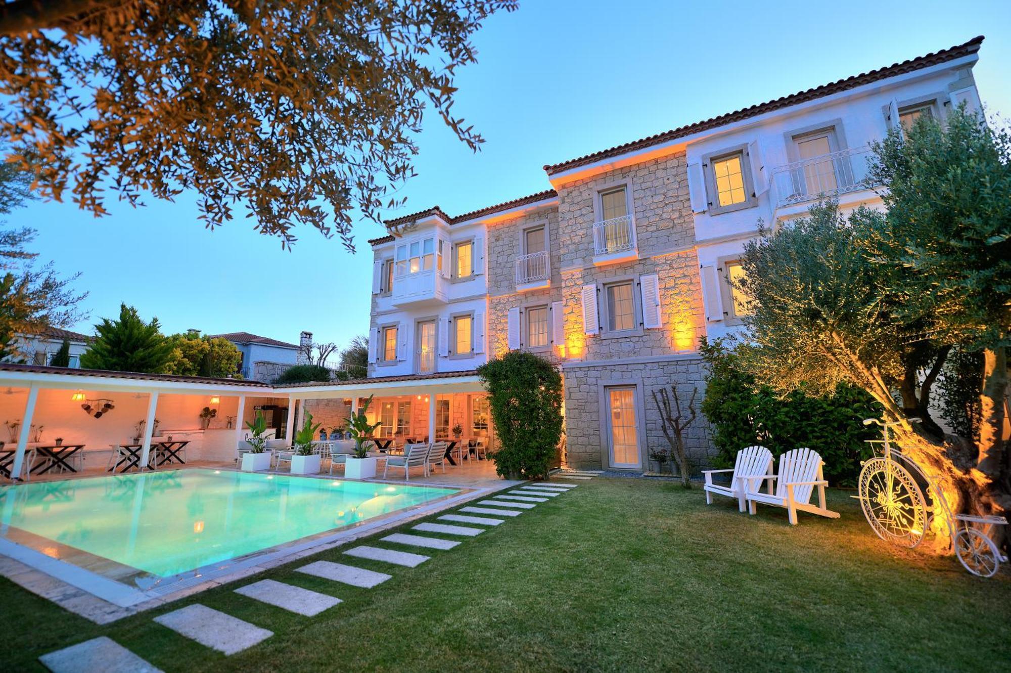 Peremere Alacati Otel Esterno foto